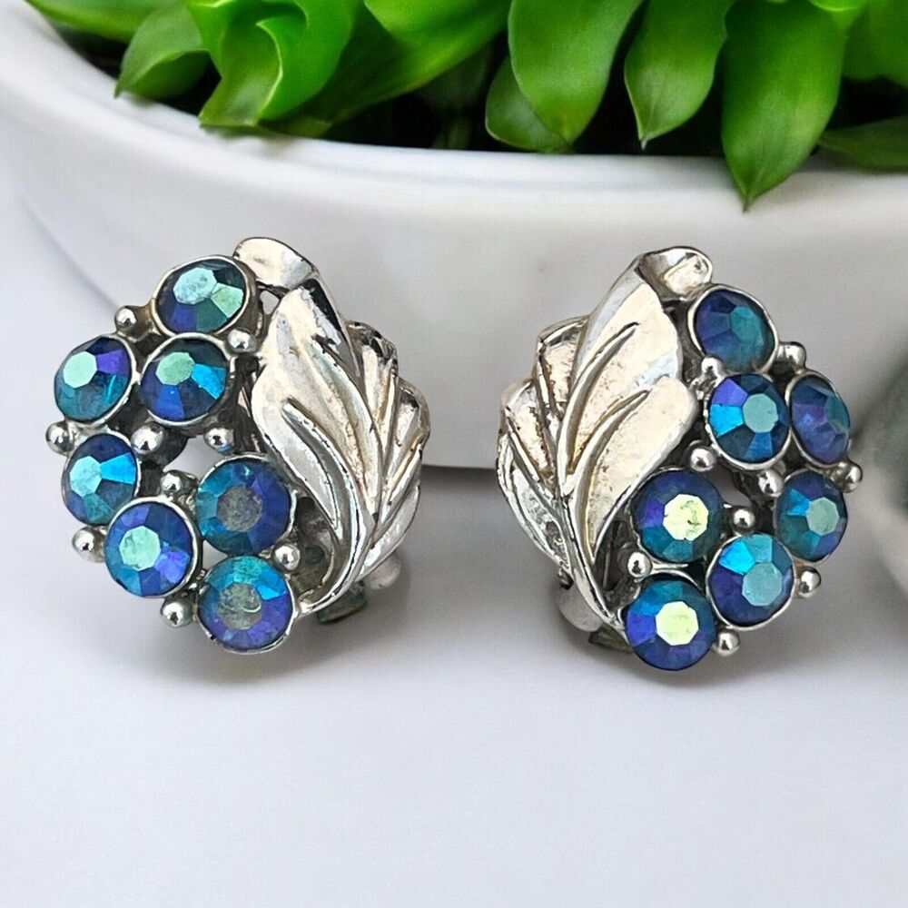 Vintage 1960s Aurora Borealis Rhinestone Earrings Silver Tone Clip - 9W